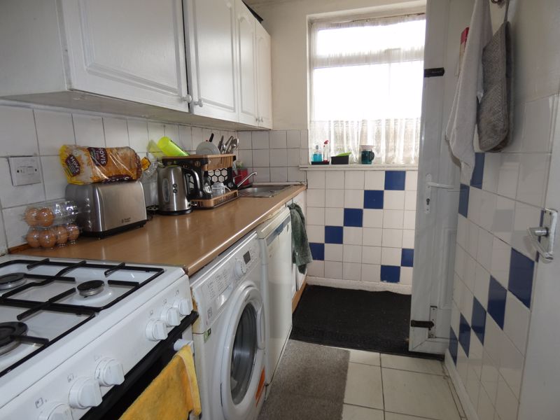 Ground Floor Kitchen- click for photo gallery